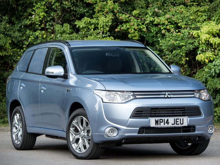 Mitsubishi Outlander GX3h 4Work 2014 года  (фото 5 из 9)